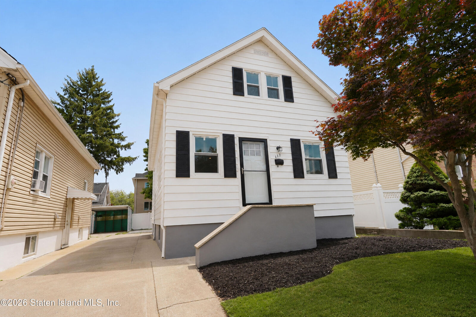Property Photo: 117 Adams Avenue NY 10306
