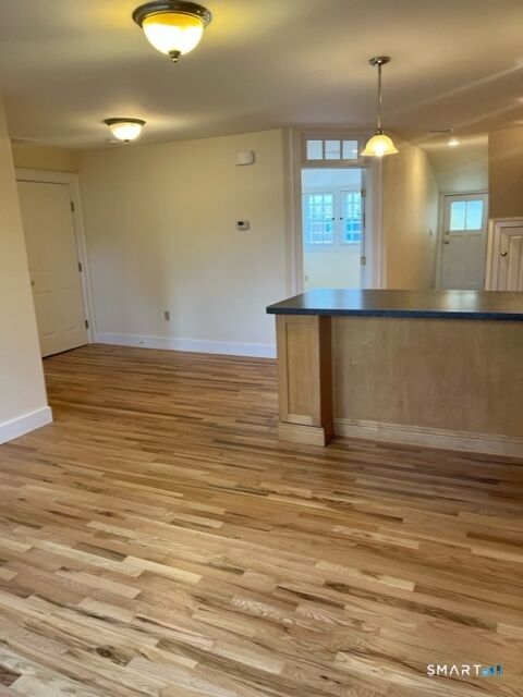 Property Photo: 3 Columbia Street Fl3 CT 06106