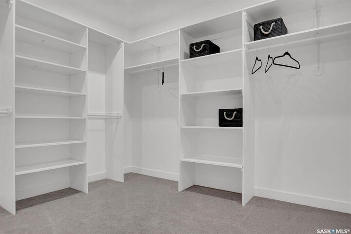 Property Photo:  273 Lakeside Boulevard  SK S0K 2T1 