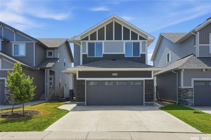 136 Thakur Street — photo 1