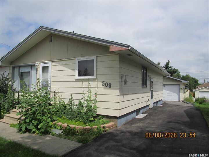 508 6th Avenue W — photo 1