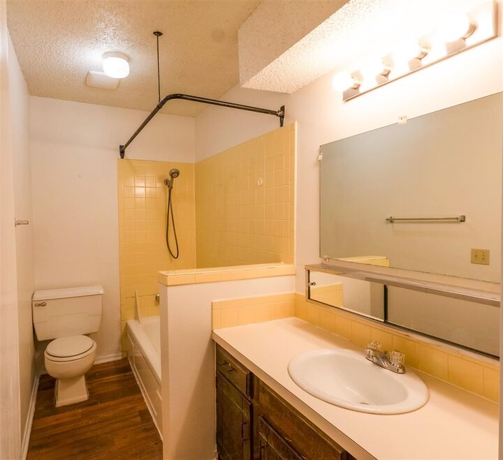 Property Photo:  1400 N Perkins B-11 Road  OK 74075 