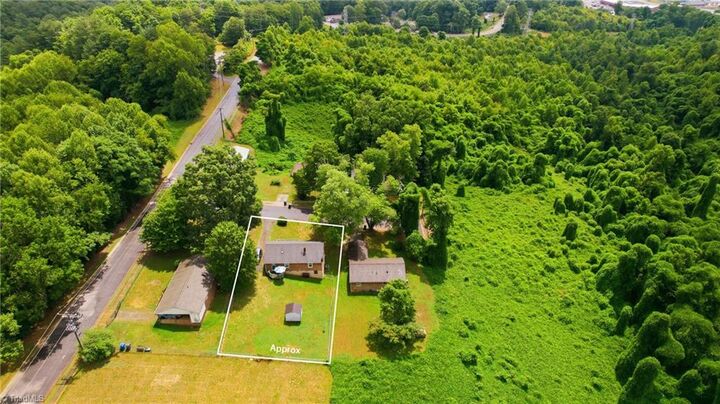 Property Photo: 3020 Pearson Street NC 28659