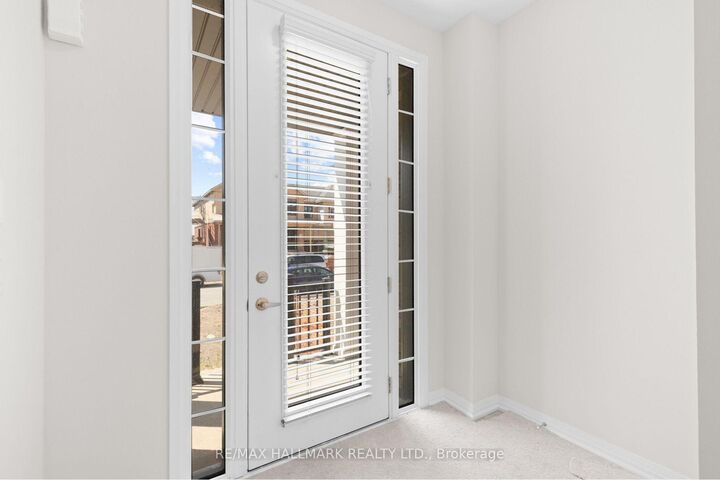 Property Photo: 16 Crossmore Crescent ON N1S 0C7