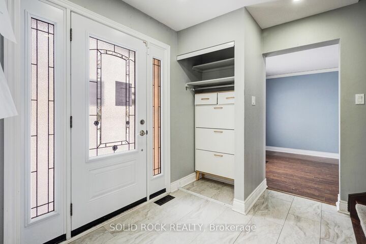 Property Photo:  12 Torrance Woods N/A  ON L6Y 2N3 