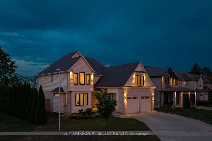 Property Photo: 230 Union Avenue ON N0L 1R0