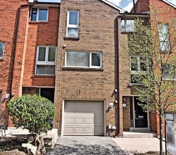 Property Photo:  39 Sylvan Valley Valley  ON M5M 4M4 