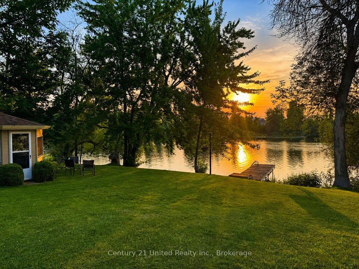 Property Photo:  260 Cedar Bank Road  ON K9J 6Y3 