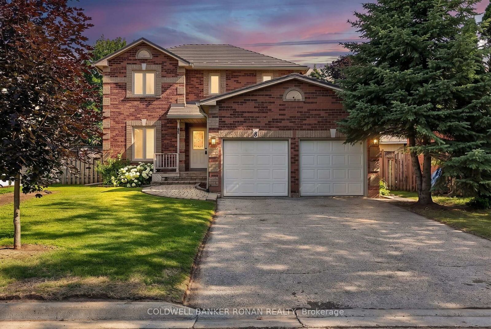 Property Photo:  8 McCullough Avenue  ON L0G 1A0 