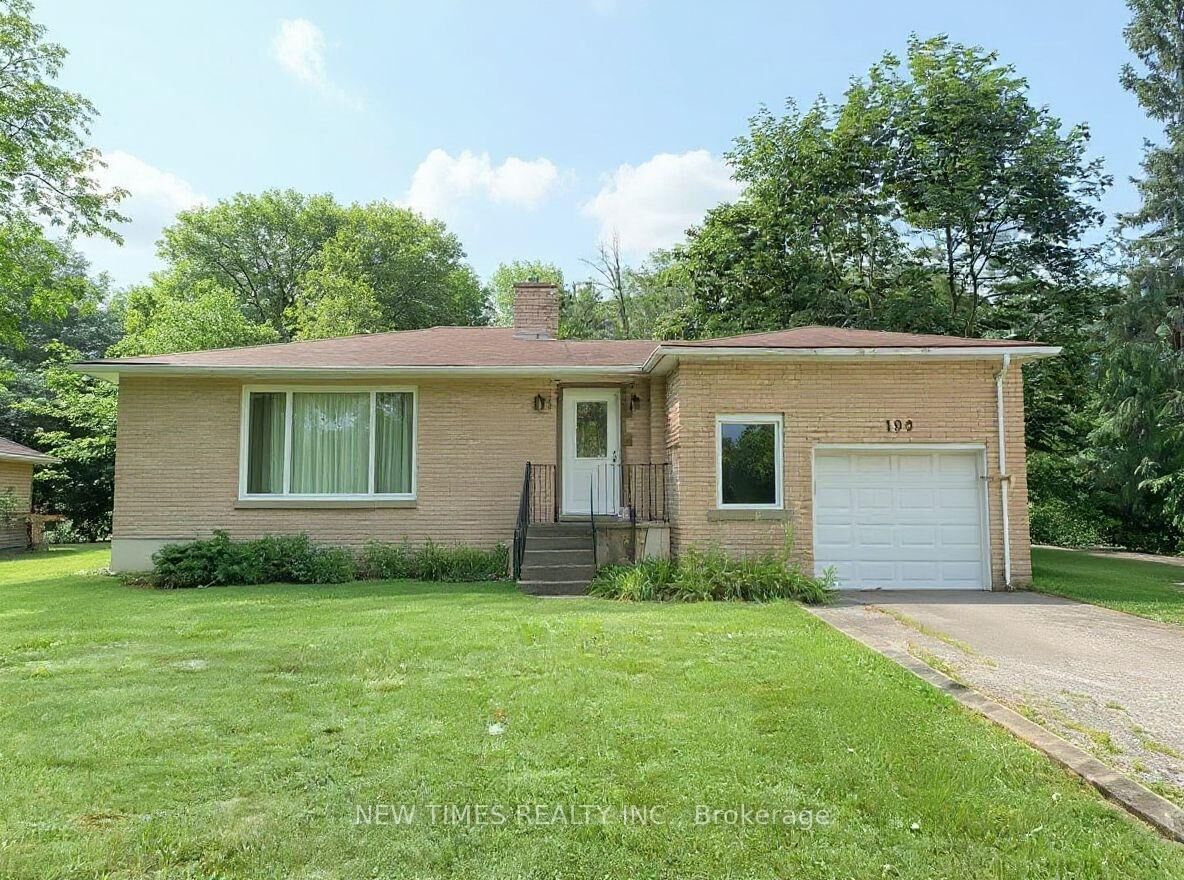 Property Photo: 190 Glendale Avenue ON L2T 2K5