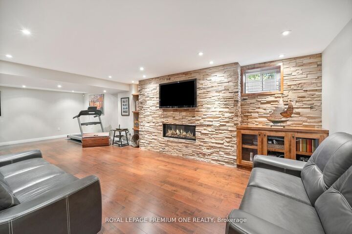 Property Photo: 536 Village Parkway ON L3R 9N5