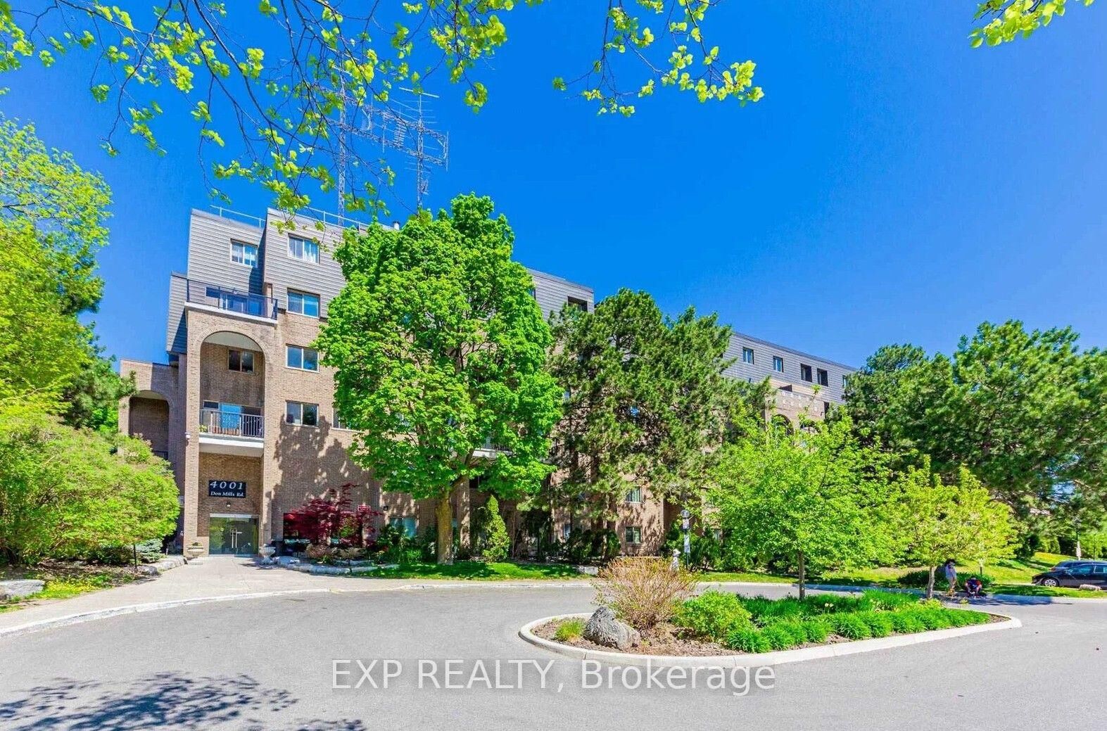 Property Photo:  4001 Don Mills Road 220  ON M2H 3J8 