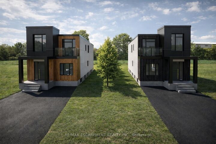 1037 Alexandra Avenue — photo 1