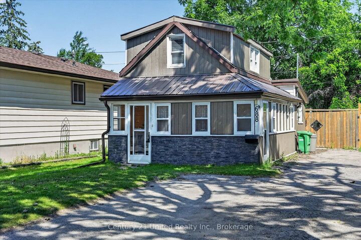 Property Photo: 688 St Marys Street ON K9J 4G9