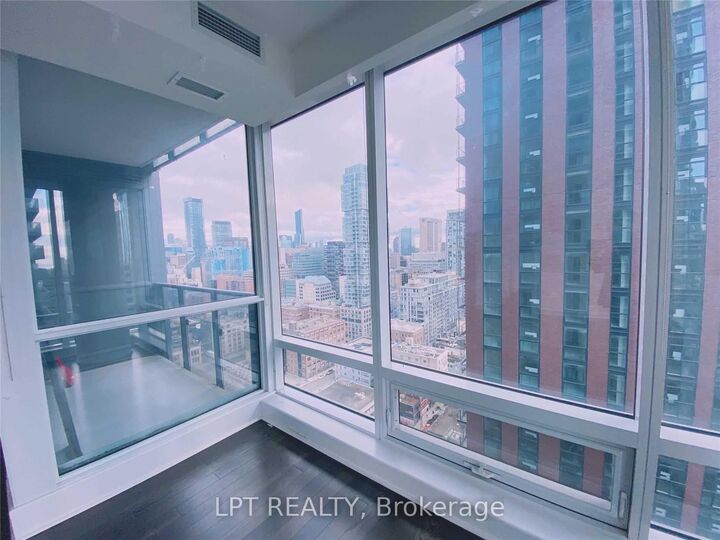 Property Photo:  295 Adelaide Street W 2607  ON M5V 1P7 