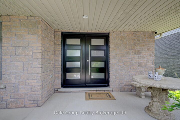 Property Photo: 472 Lakeview Drive ON N4T 1V3