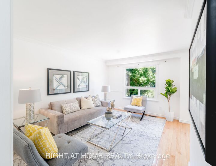 160 Overbank Drive — photo 1