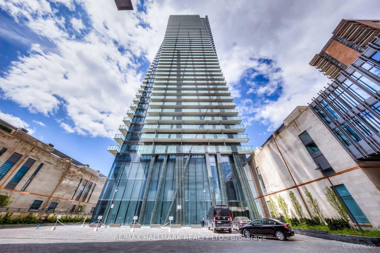 Property Photo: 65 St Mary Street 2101 ON M5S 0A6