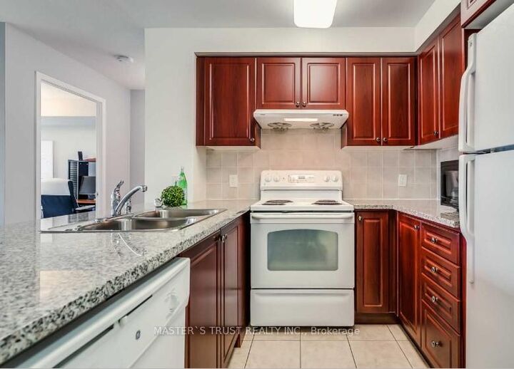 Property Photo:  68 Grangeway Avenue 209  ON M1H 0A1 