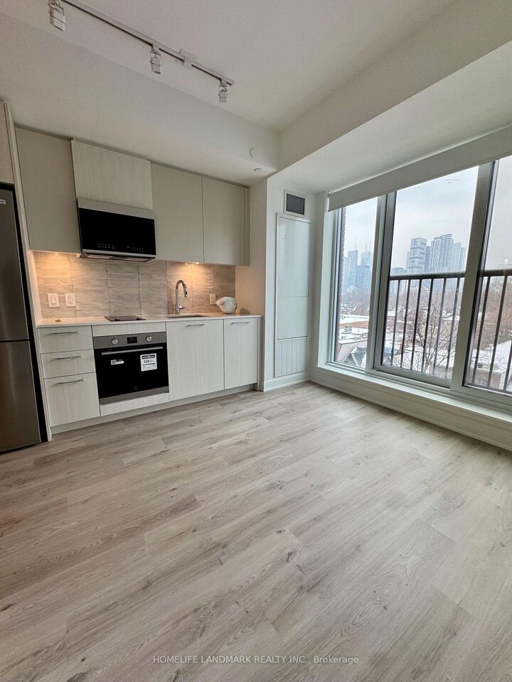 Property Photo:  30 Dreamers Way 548  ON M5A 0Y7 