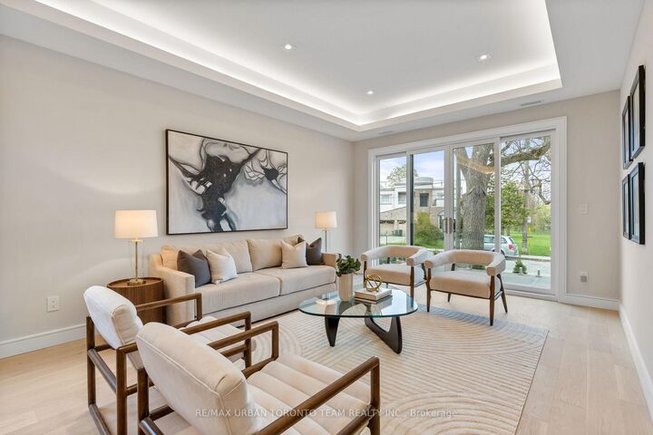 Property Photo: 4 Drake Crescent ON M1M 1A2
