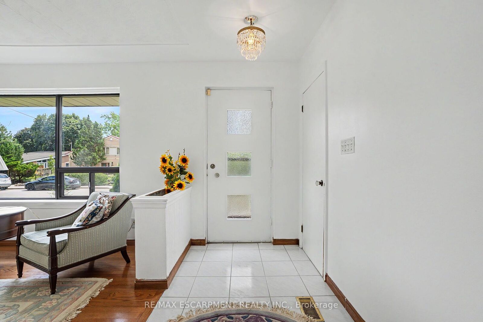 Property Photo:  11 Marshall Avenue  ON L8T 1W9 