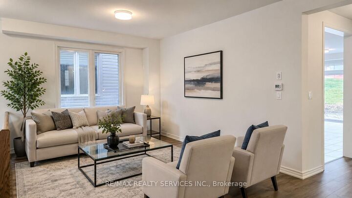 Property Photo: 1029 Trailsview Avenue ON K9A 4J6