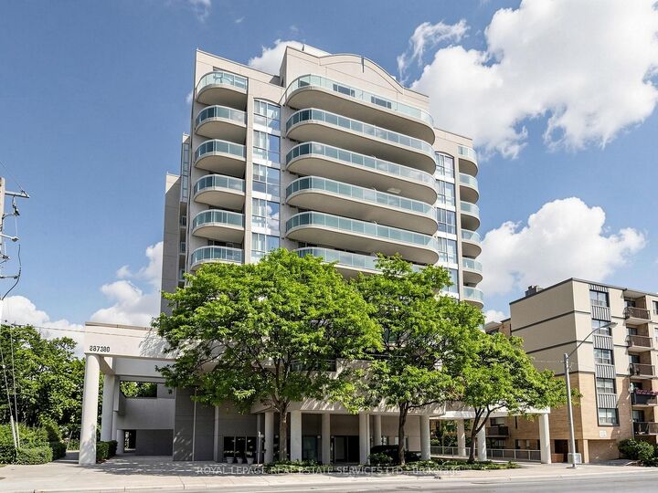Property Photo: 398 Eglinton Avenue 203 ON M4P 3H8