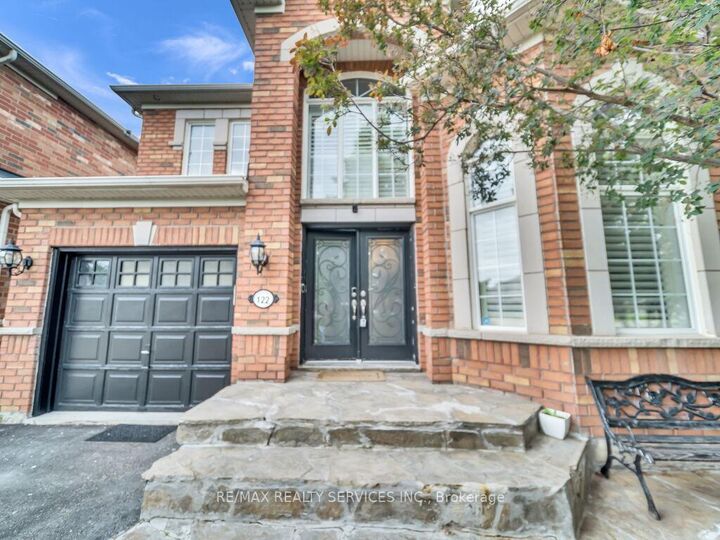 Property Photo:  122 Dells Crescent  ON L7A 2X1 