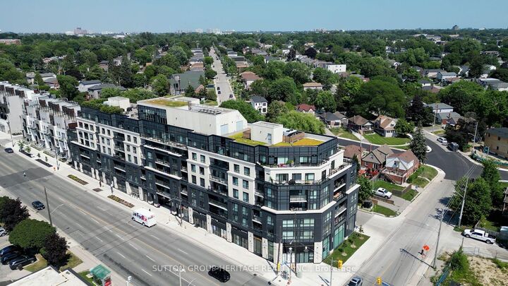 Property Photo:  1401 O'Connor Drive 702  ON M4B 2B5 