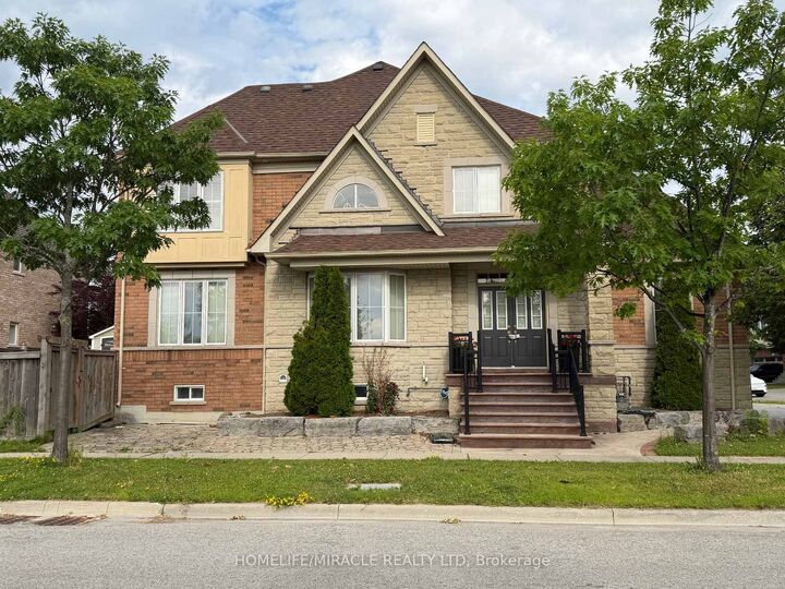 Property Photo: 18 Portelli Crescent ON L1Z 0C5