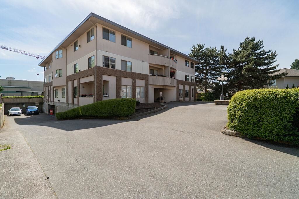 Property Photo: 19130 Ford Road 203 BC V3Y 2P1