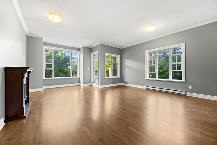 Property Photo: 20286 53A Avenue 201 BC V3A 0A8