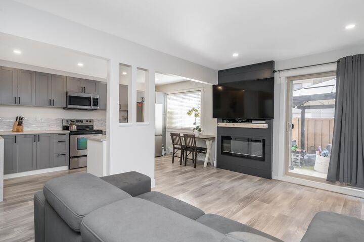 Property Photo:  27456 32 Avenue 62  BC V4W 3P1 