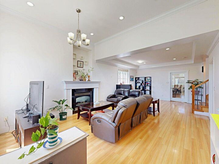 Property Photo: 5685 Neville Street BC V5J 2J1