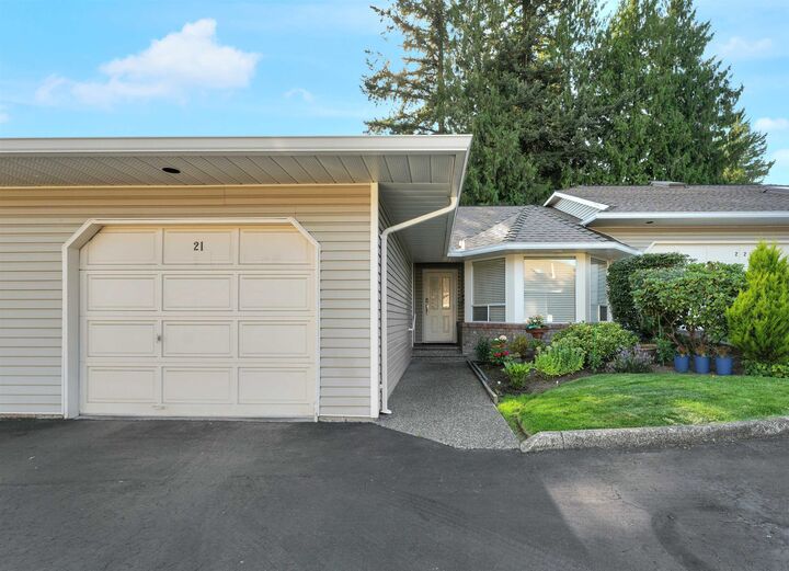 32615 Murray Avenue 21 — photo 1