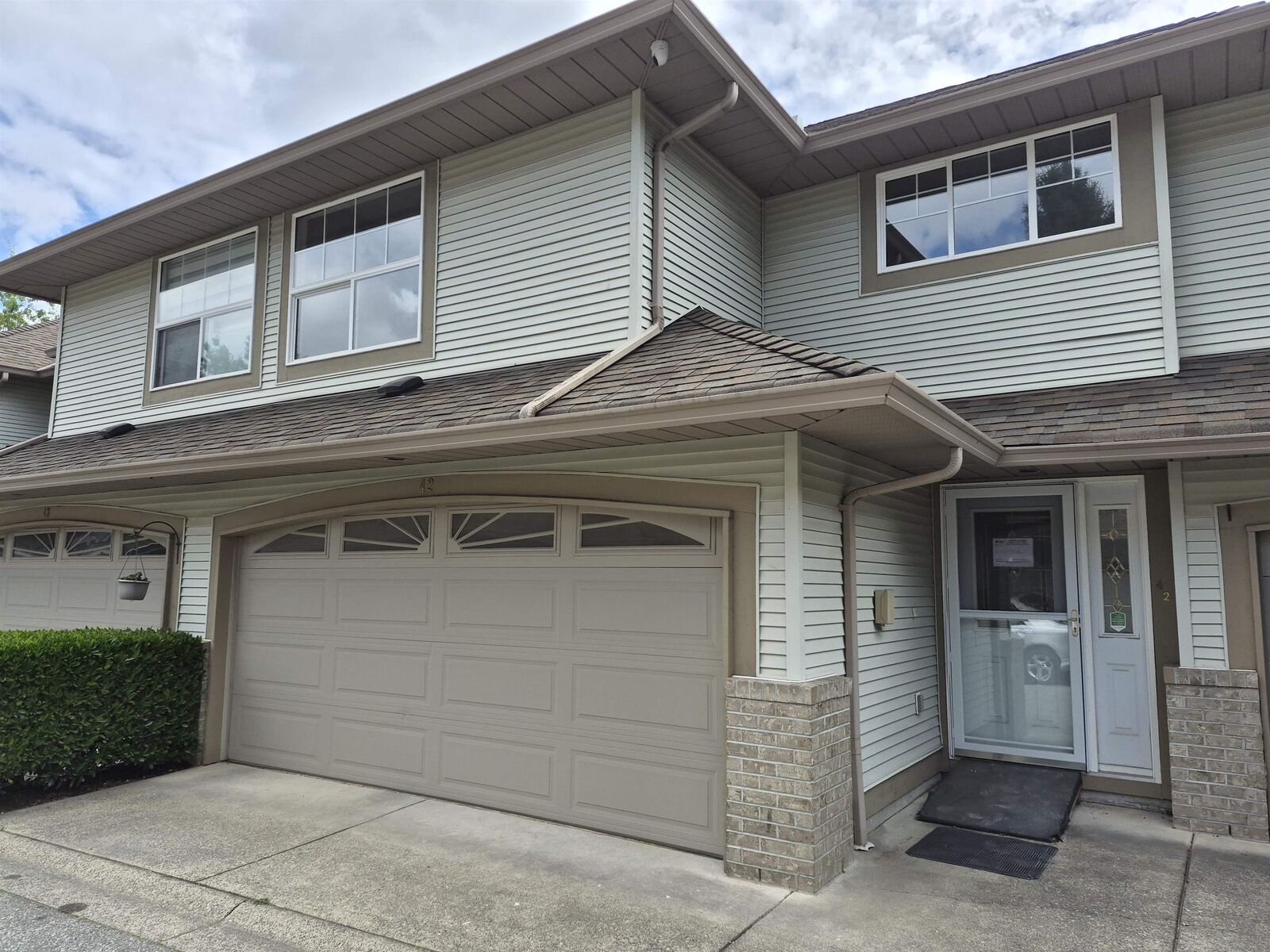 Property Photo: 12165 75 Avenue 42 BC V3W 0W7