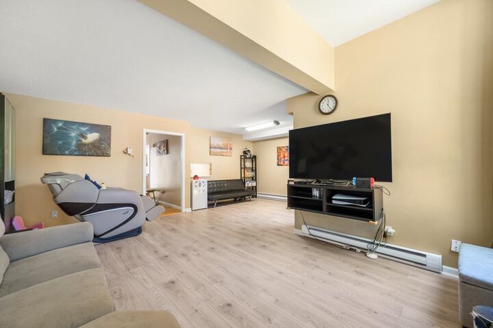 Property Photo: 6880 Lucas Road 73 BC V7C 4T8