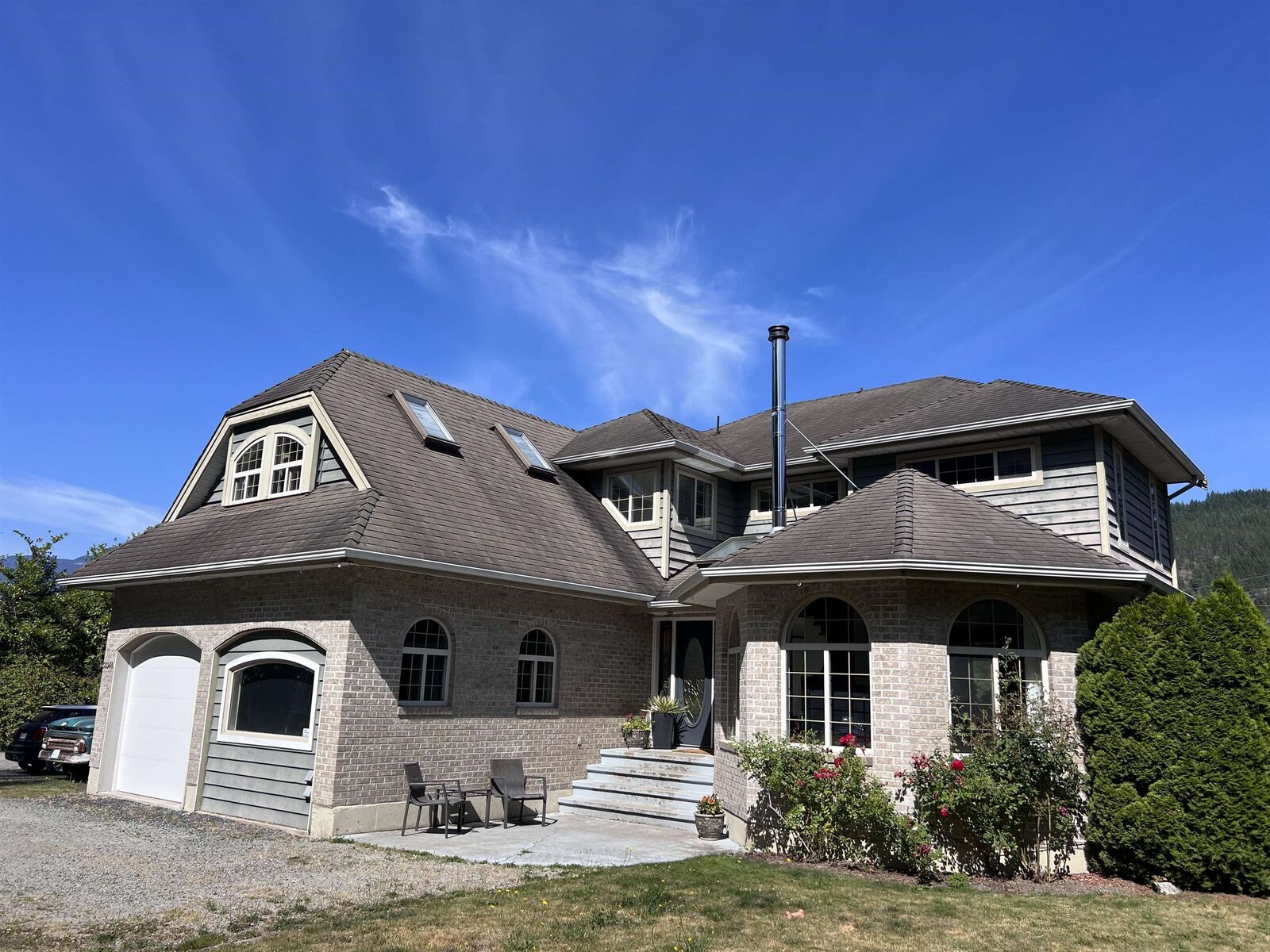 Property Photo: 38940 Loggers Lane BC V8B 0A4