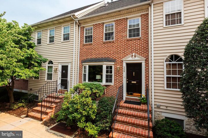 Property Photo: 359 N Arch Street PA 17603