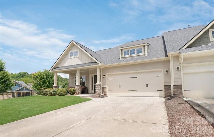 Property Photo: 103 Canter Lane NC 28115