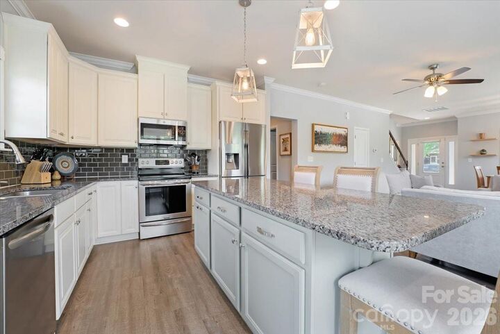 Property Photo:  103 Canter Lane  NC 28115 