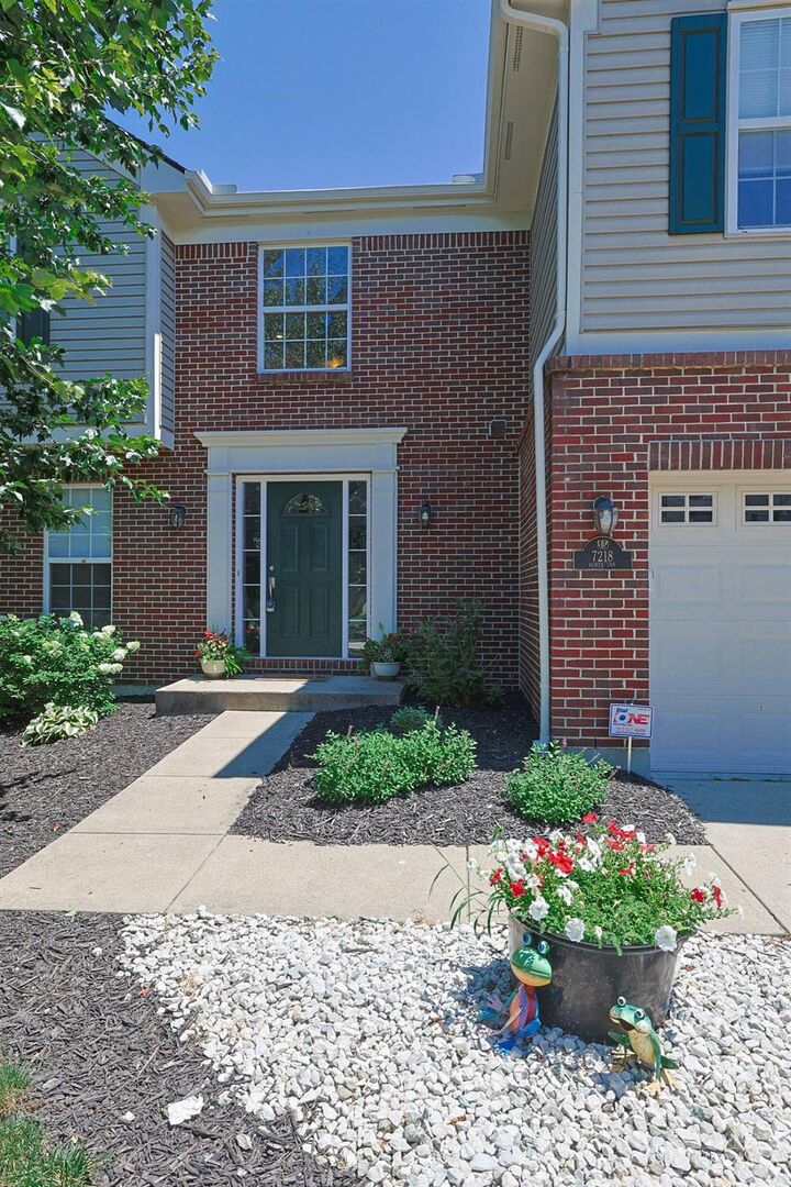 Property Photo: 7218 Ruwes Oak Drive OH 45248