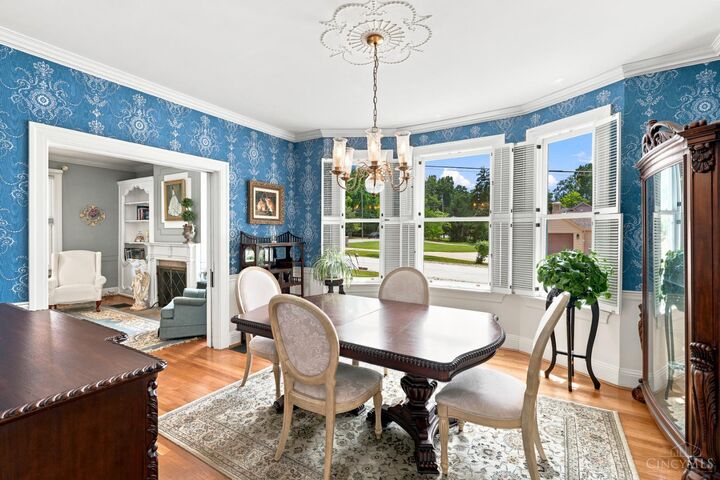 Property Photo:  935 Congress Avenue  OH 45246 