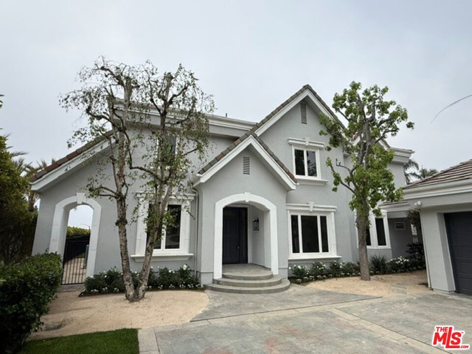 Property Photo:  16802 Calle De Sarah  CA 90272 