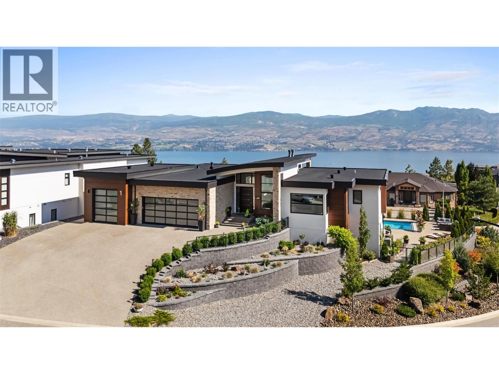 Property Photo: 1443 Vineyard Drive BC V4T 0E9