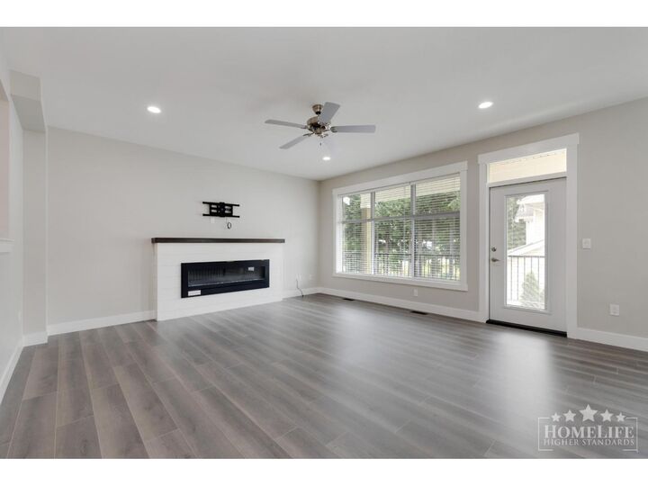 Property Photo:  386  BC V0M 1K0 