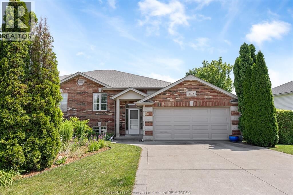 Property Photo:  2315 Kevin  ON N9H 2R2 
