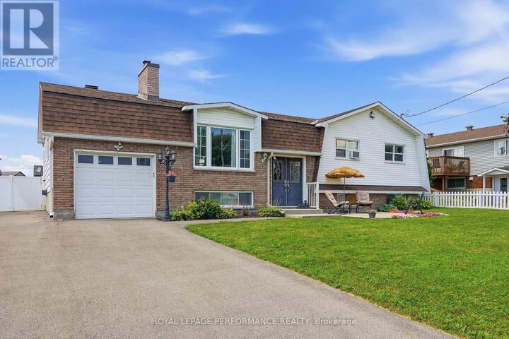 Property Photo: 321 Sainte-Anne Street ON K4K 1C1