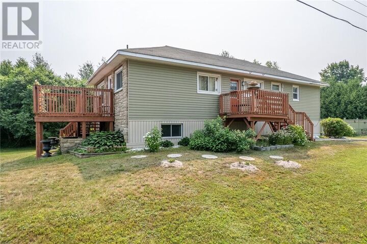 305 Lowe Street — photo 1